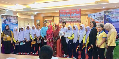 กิจกรรมแนะแนวอาชีพ ให้นักเรียน นักศึกษา จากสำนักงานจัดหางานจังหวัดนราธิวาส