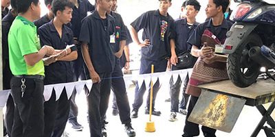 กิจกรรมการจัดนิทรรศการ การแข่งขันทักษะอาชีพ กีฬาและสันทนาการ เพื่อสร้างความสัมพันธ์ที่ดี ต ลอดจน การศึกษาดูงานโครงการอันเนื่องมาจากพระราชดำริ ของศูนย์ฝึกอาชีพพระราชทานจังหวัดชายแดนภาคใต้ ในช่วงค่ำได้รับเกียรติให้เป็นประธานพิธีเปิดงานเลี้ยงสังสรรค์ ณ ศูนย์ฝึกอาชีพพระราชทานจังหวัดยะลา